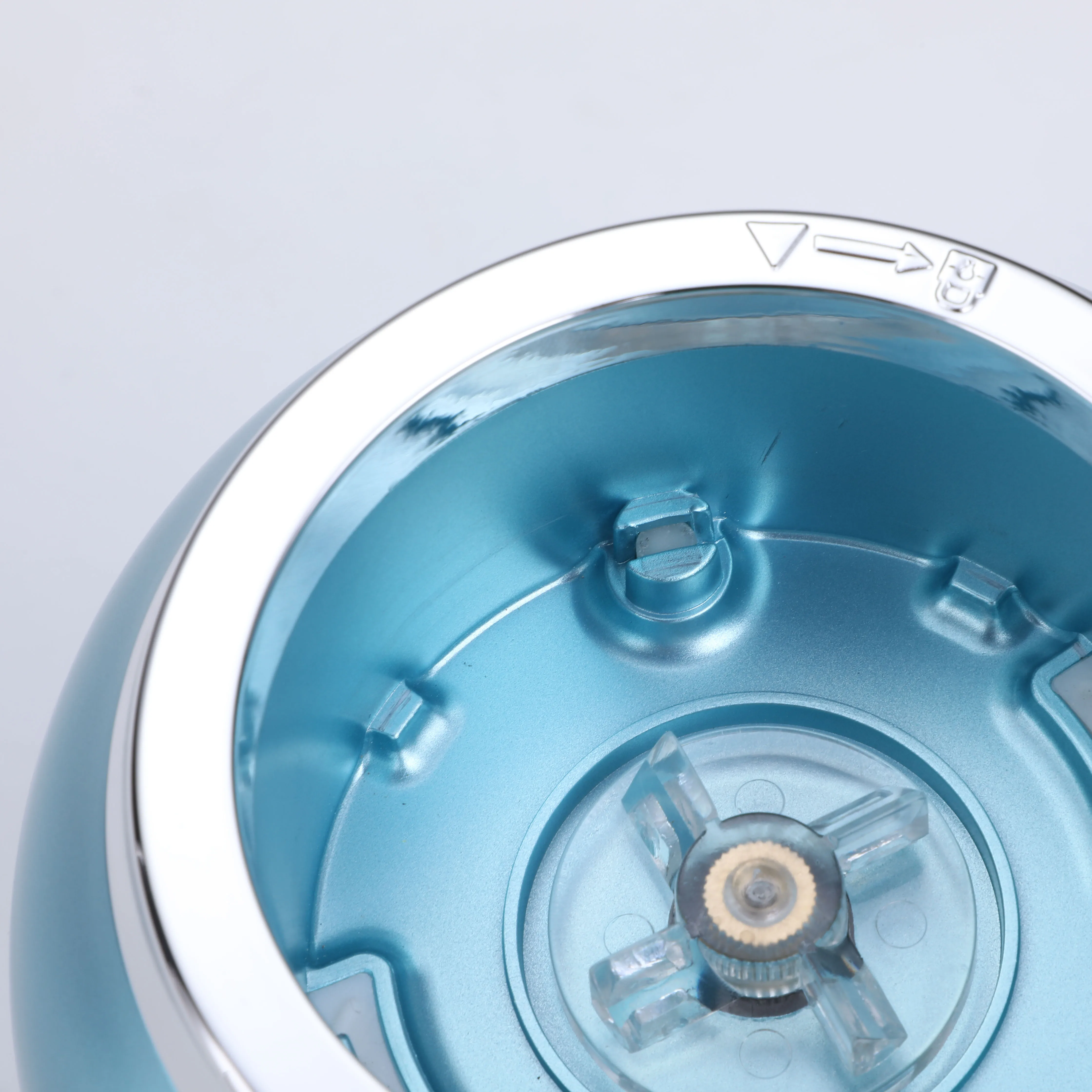 Patent Design 250w Portable Smoothie Blender Tumbler Manual Mini