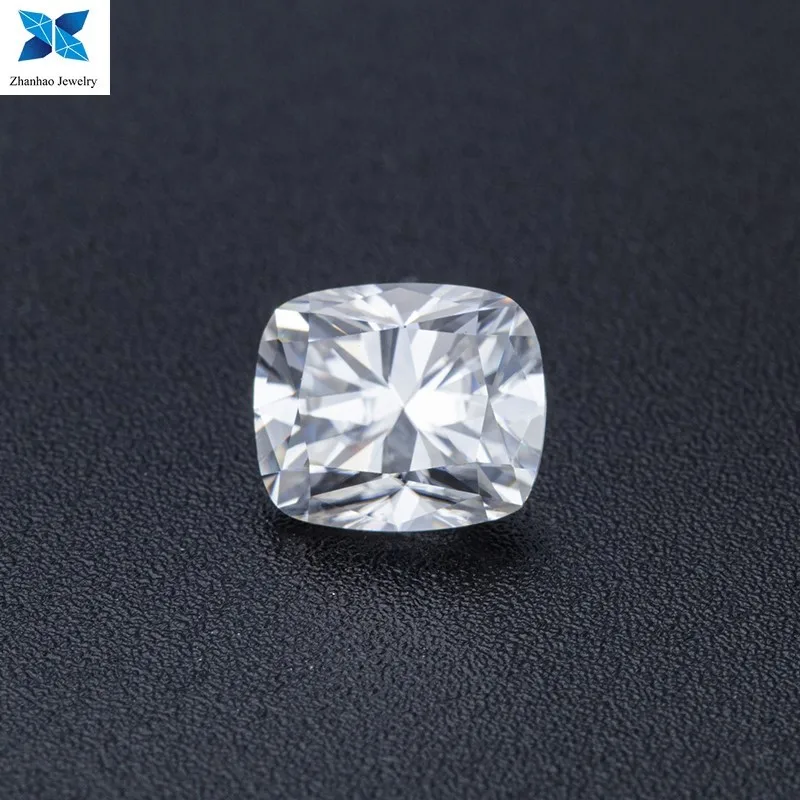 d 颜色白色 moissanite 垫形切割钻石 5 * 7毫米 1.