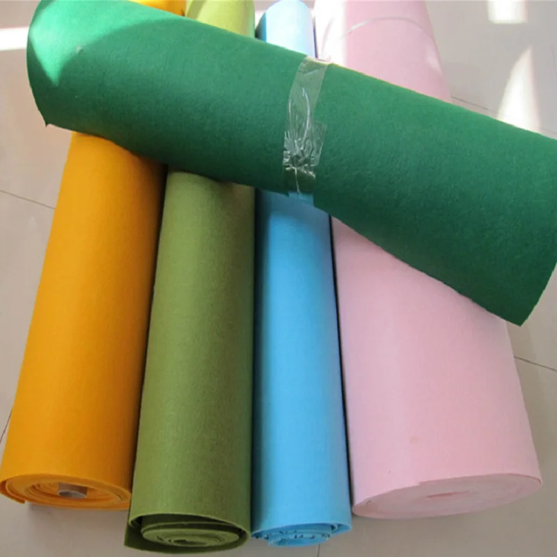 cusotomize size and color polyester felt capelines supplier