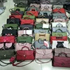 clearance big quantities in stock handbag sets for ladies stocklot