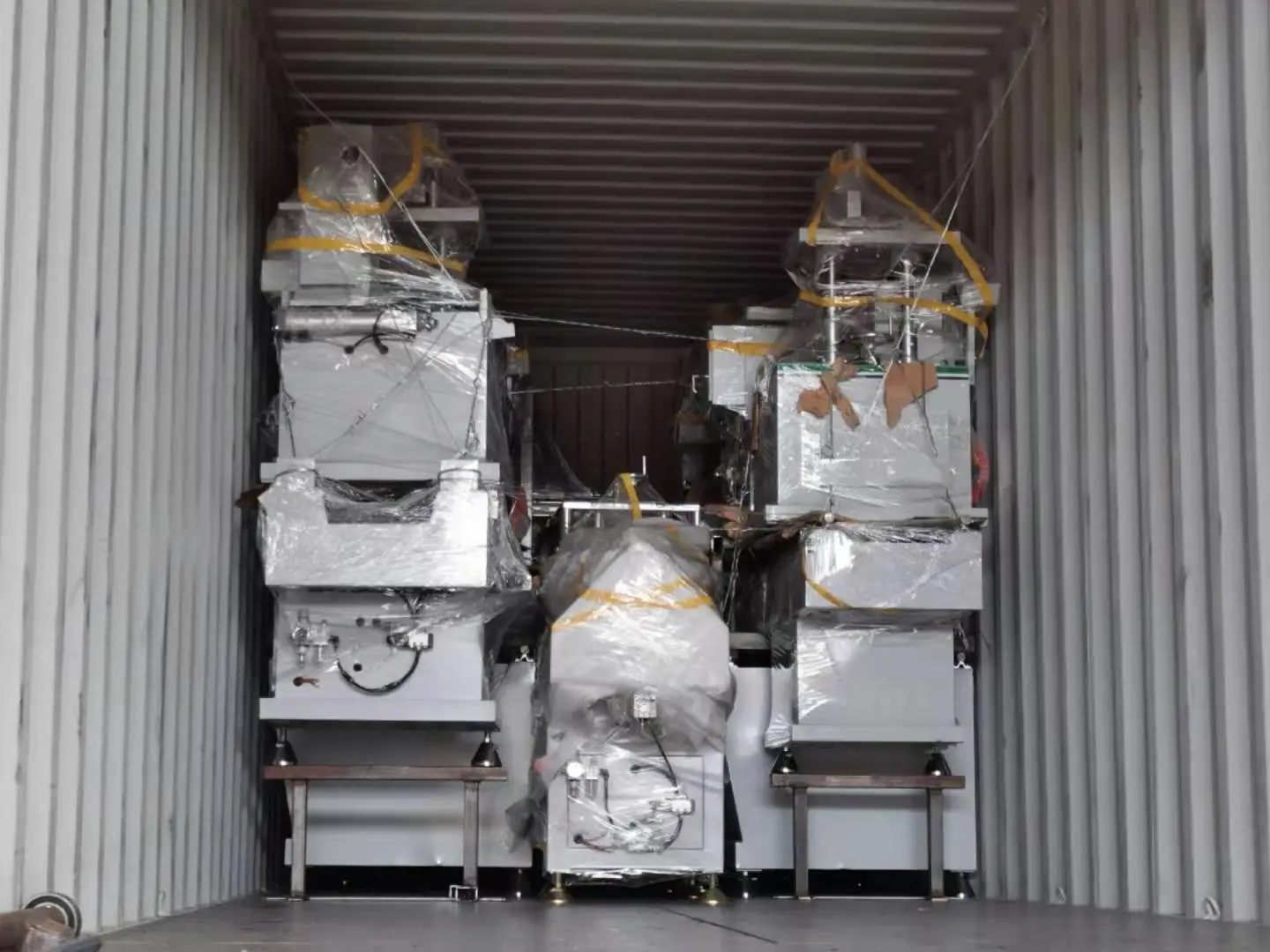 loading goods (2).jpg