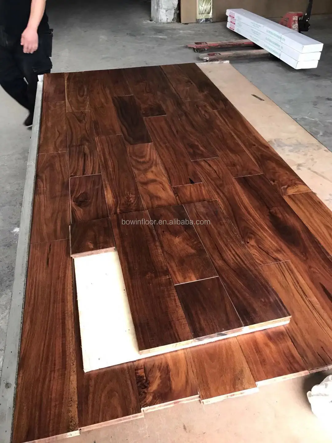 Hand Scraped Unfinished Acacia Hardwood Flooring Solid Wood Flooring ...