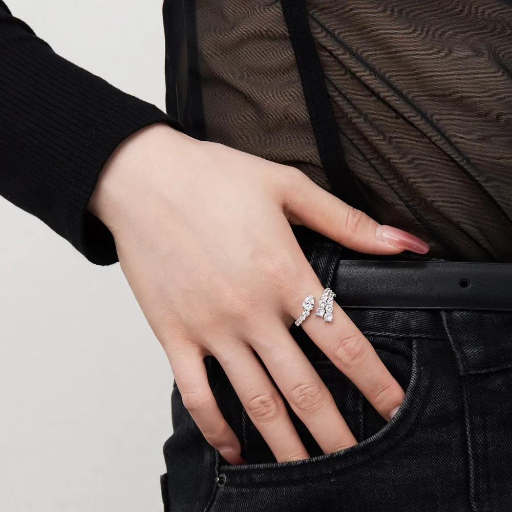S925 Sterling Silver Niche Ins Fashion Light Luxury Ring for Women Snake-Shaped Wrapped Lab Diamond Rattan Man Silver Ring