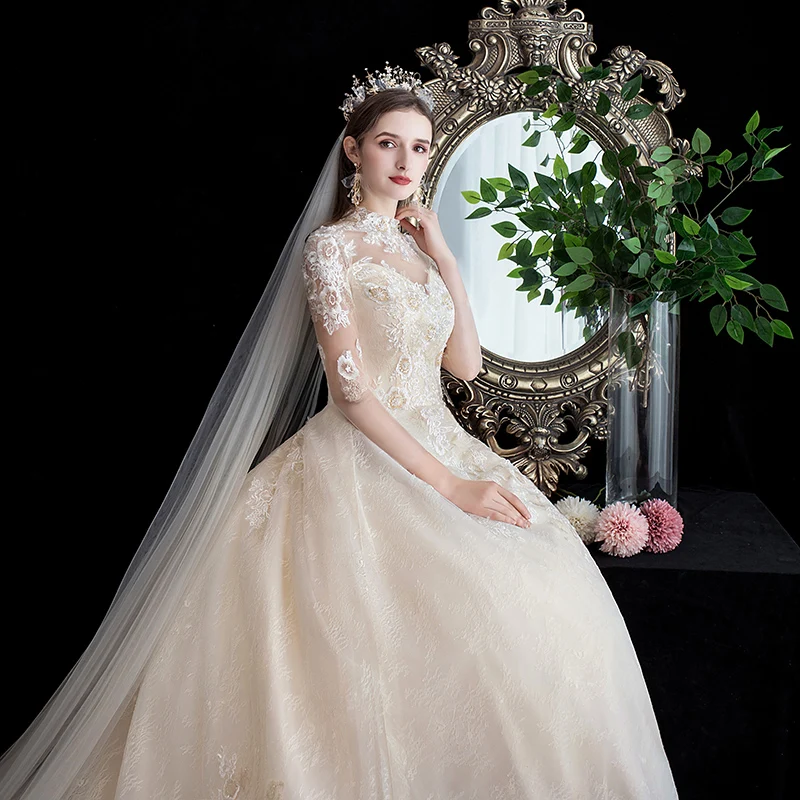 2019 Autumn New arrival Elegant Champagne lace Long Sleeve Plus size high neck Floor Length Bridal Wedding Dress