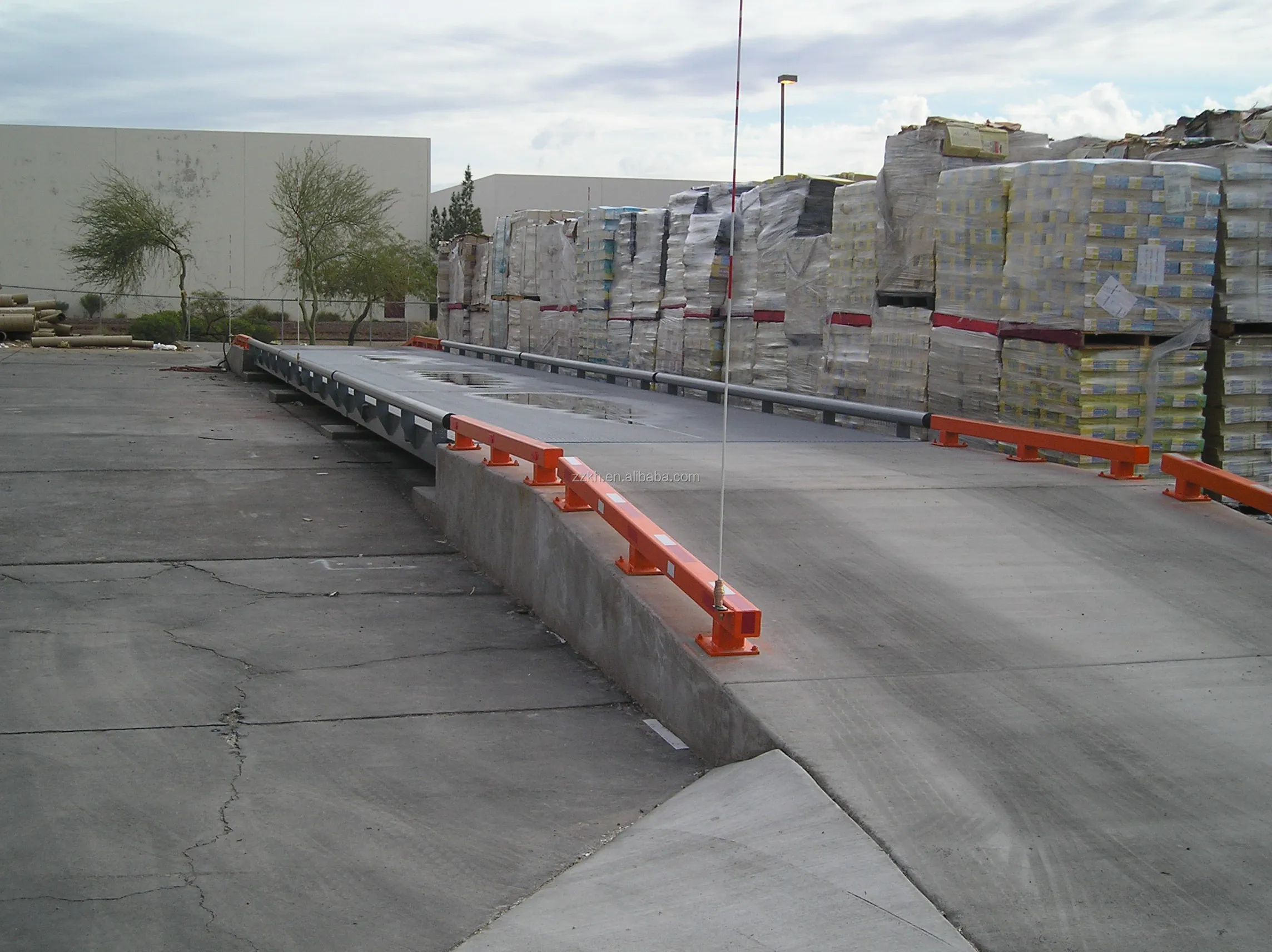 truckscale 001.JPG