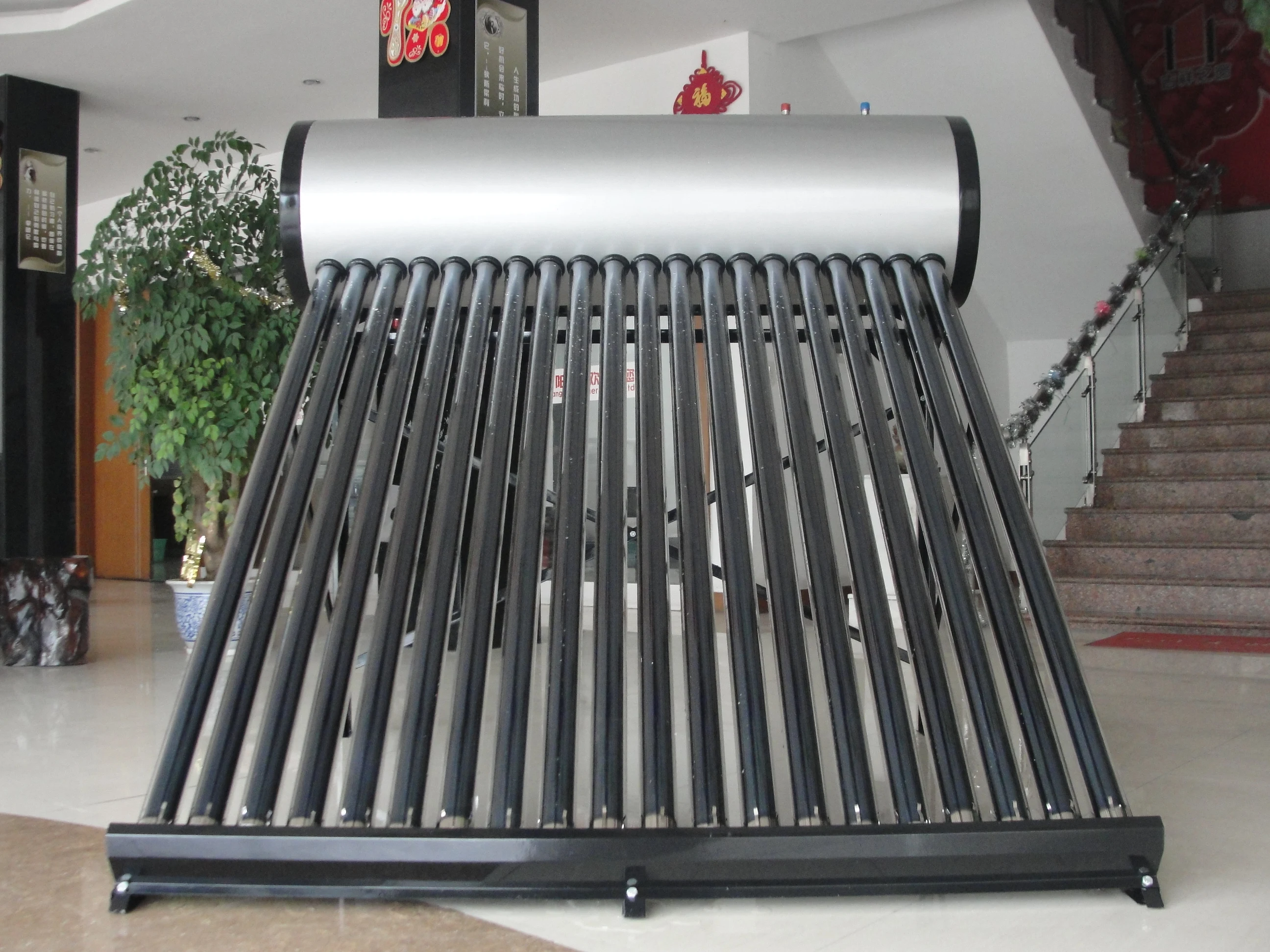Solar Heat Pipe Evacuated Tubes 58mm 1800mm Solar Vacuum Tube For Sale