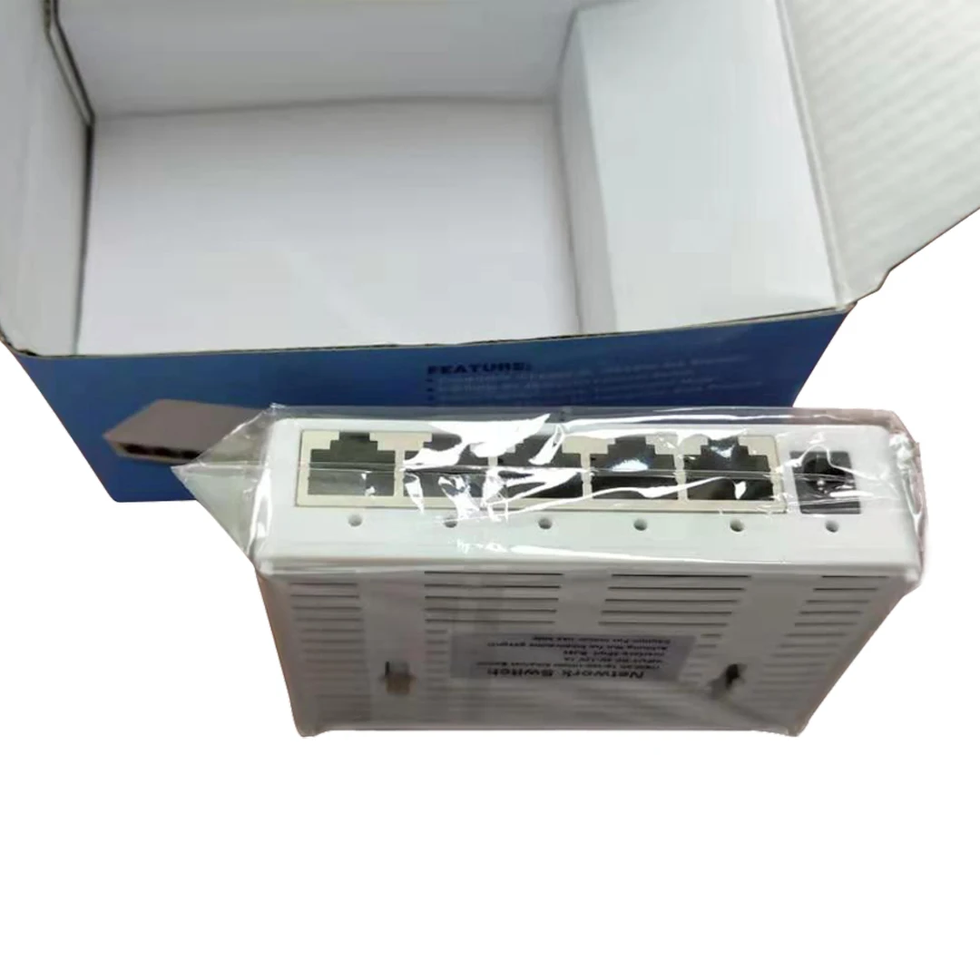 I-Shenzhen Factory Network Switch Gigabit 5-Port 10/100/1000Mbps I-Ethernet Switch Unmanaged