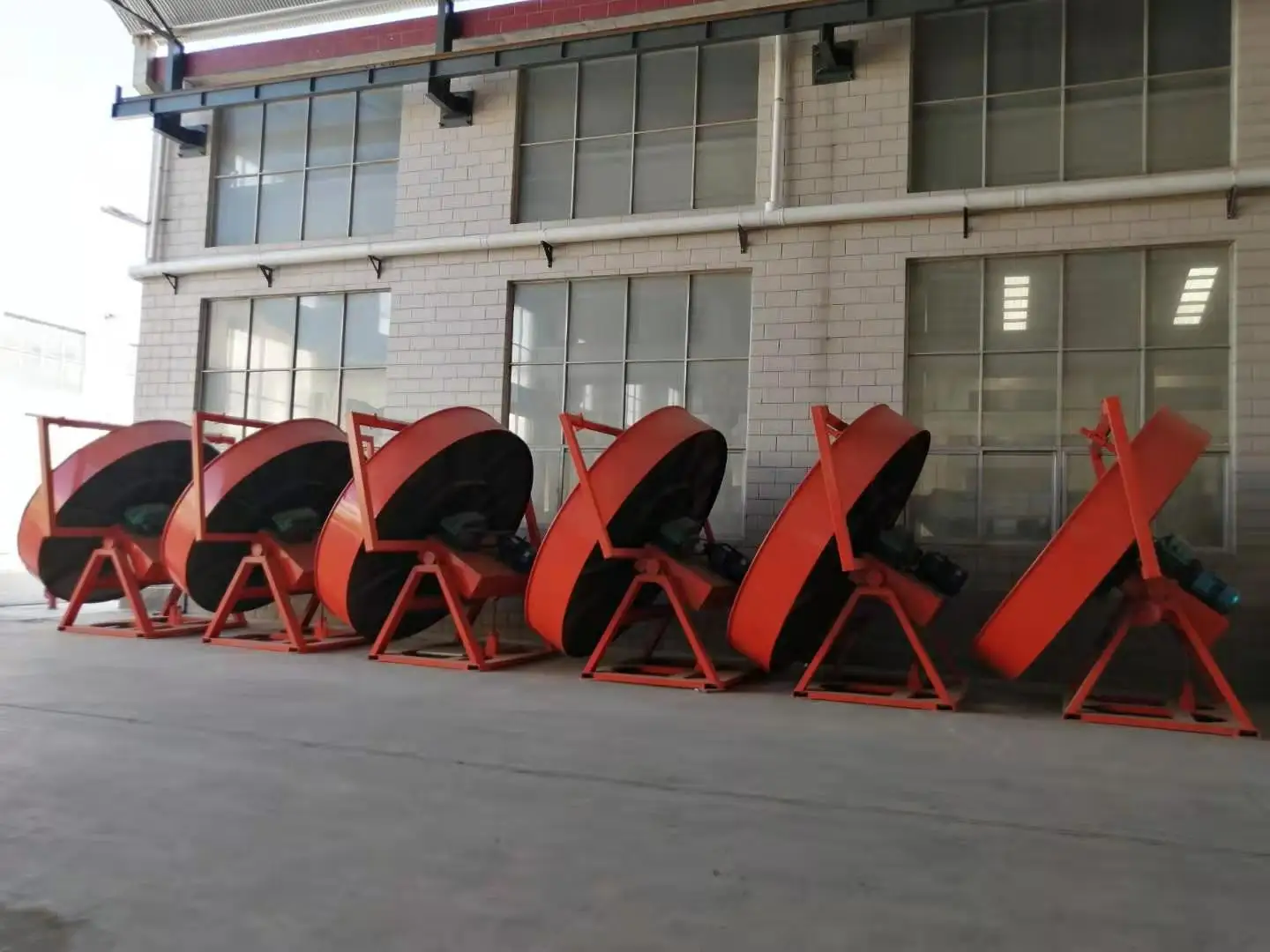 Compost organic fertilizer pellet making machine.jpg