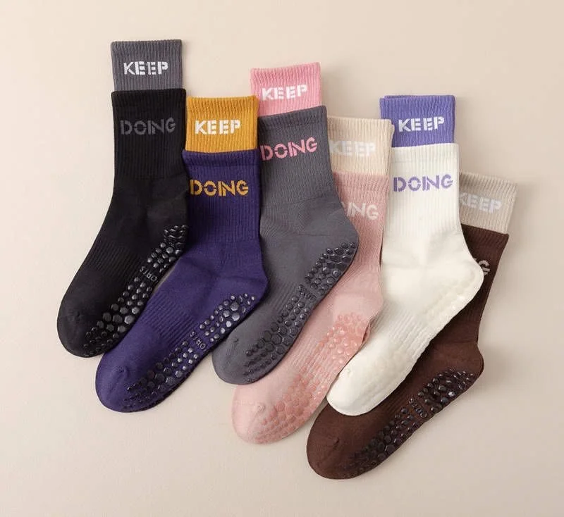 Women Knitted Solid Cotton Wholesale Yoga Anti Slip Socks With Grip On