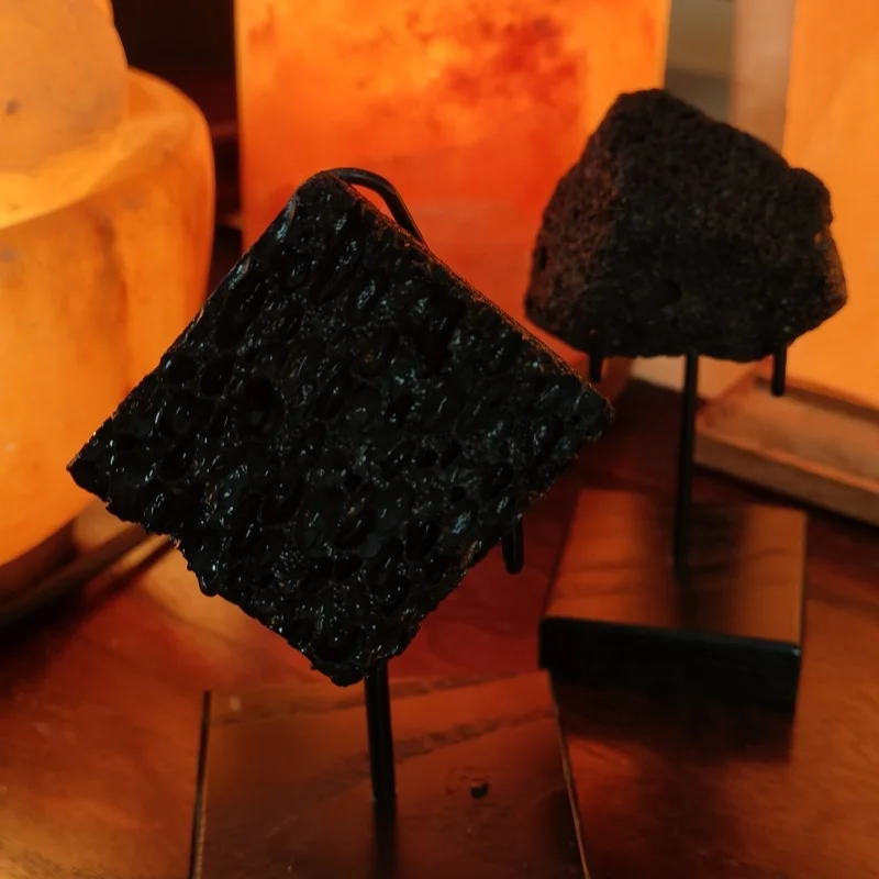 Factory Direct Supply Natural Lava Ball Stone 3CM 4CM 5CM Essential Oil Diffuser supplier