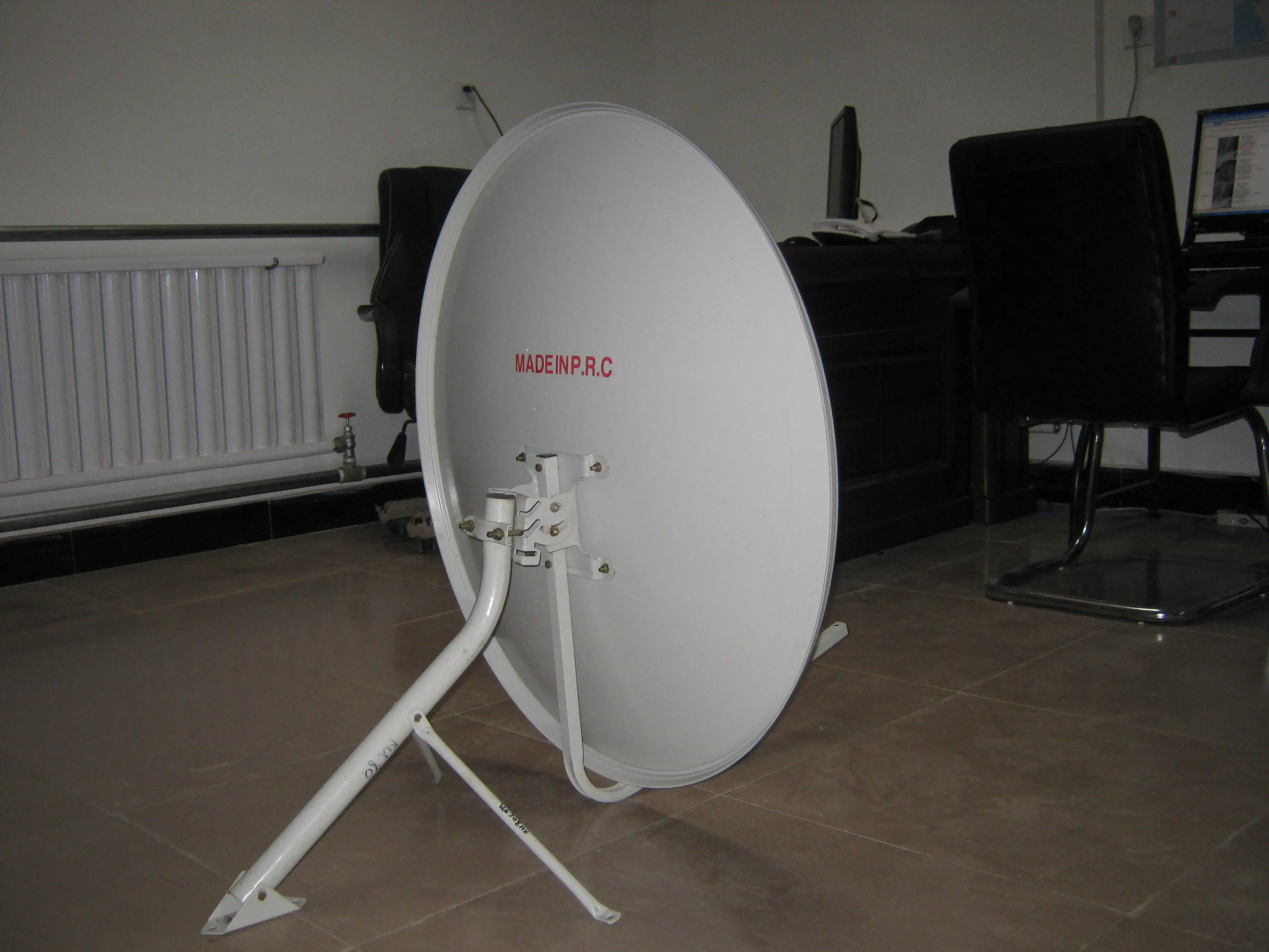 Highfly Satellite Tv System Ku Band 60*65cm Antenna Satellite Dish
