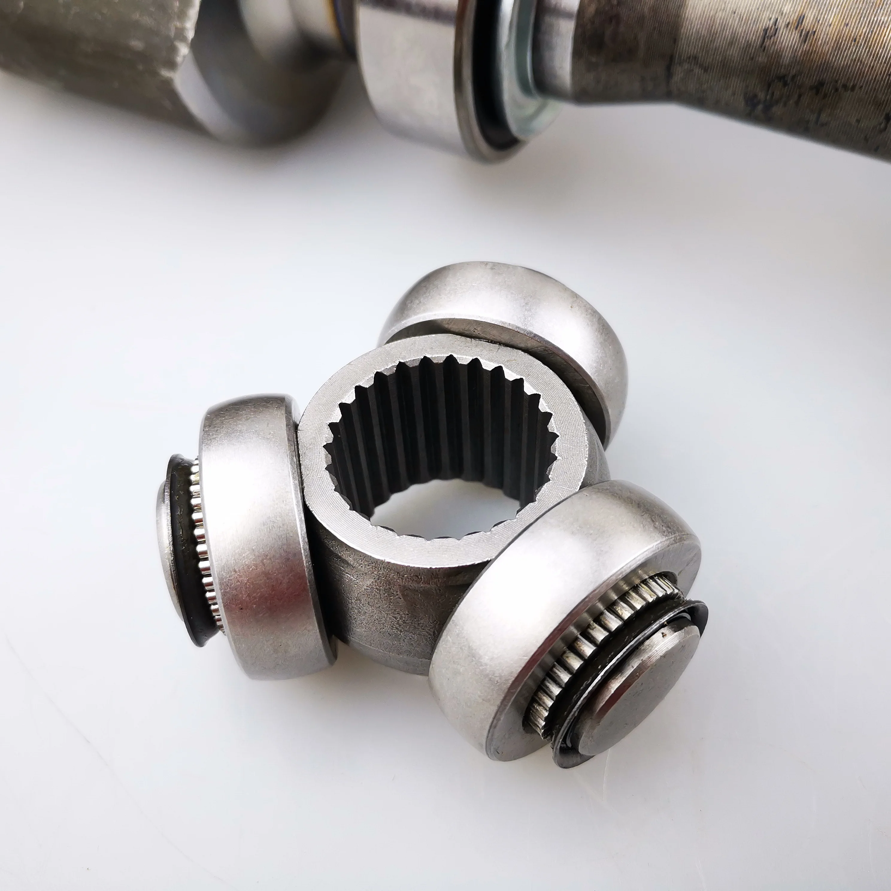 Saic Maxus V80 Three Pin Universal Joint Assembly Repair Kit Rh