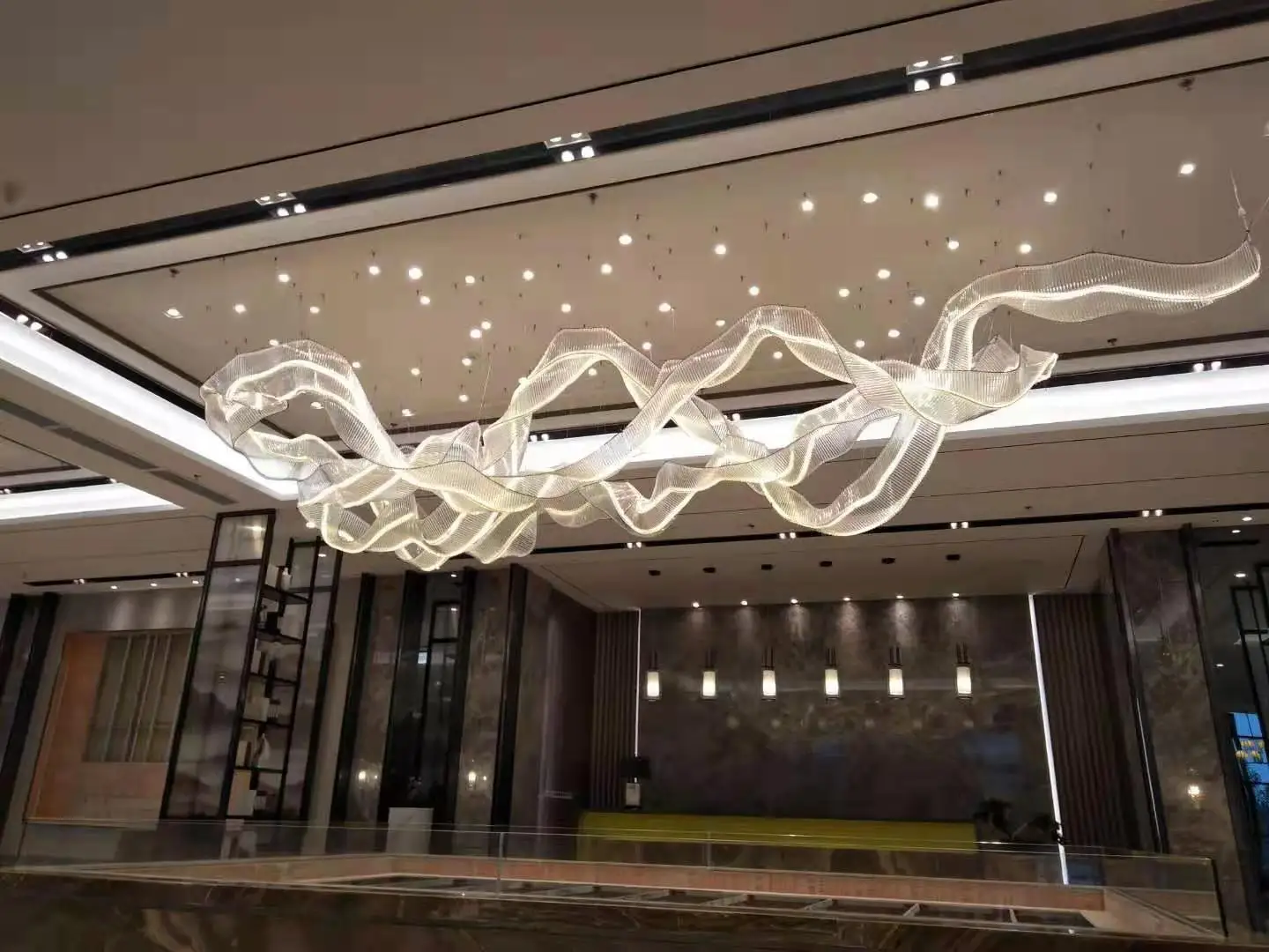 Hot selling banquet hall luxury large modern copper crystal Acrylic led pendant light Pendant Light