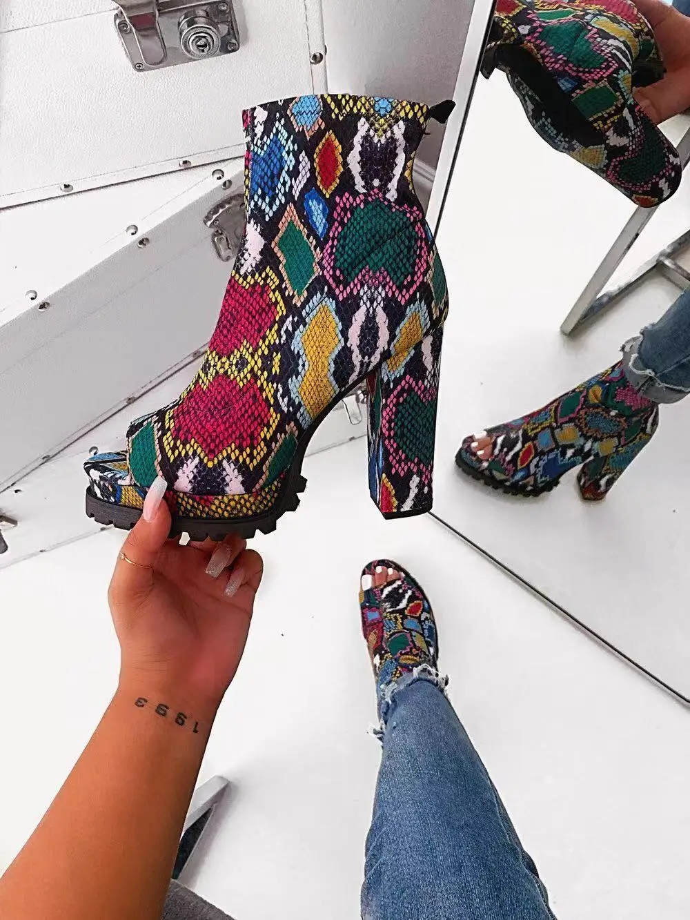 12382719987_245265863 (1).jpg