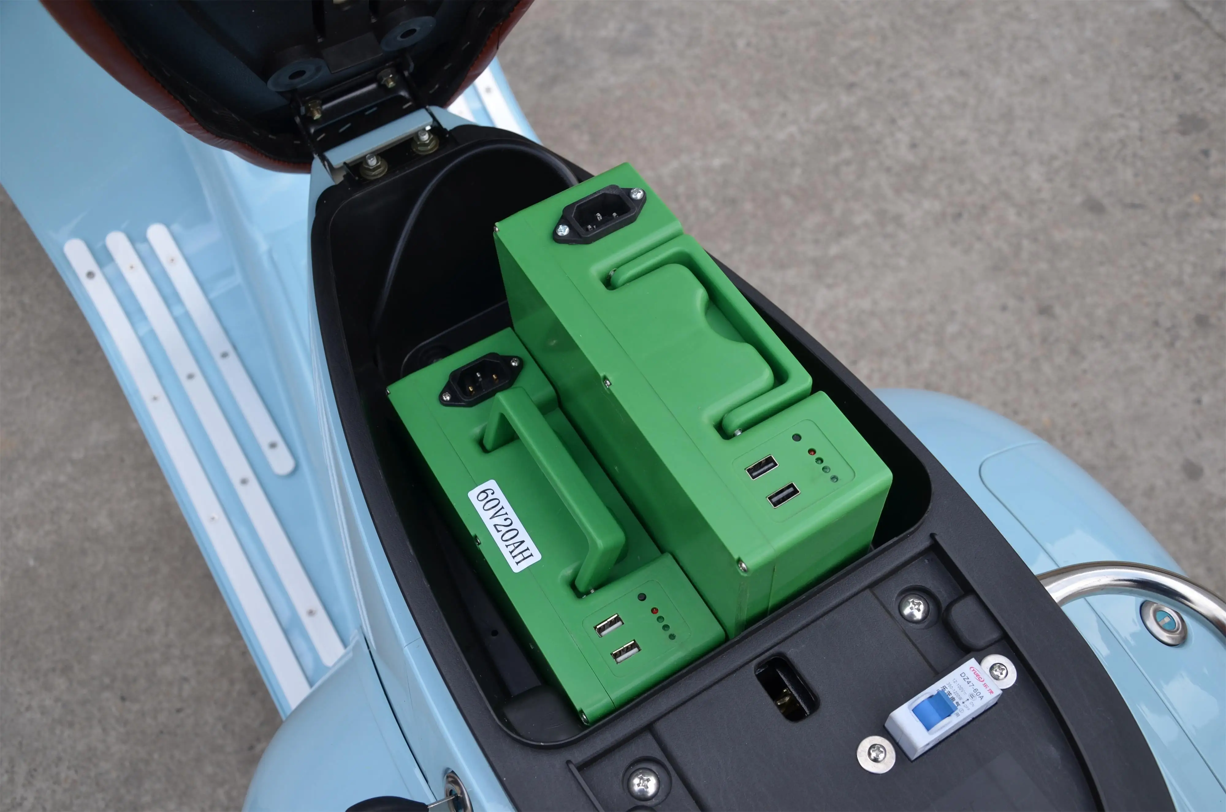 How To Extend Your Electric Vespa’s Range: Battery Care And Charging Hacks 2000w Road Legal Eec Vespa Electric Scooter With Removeable Lithium