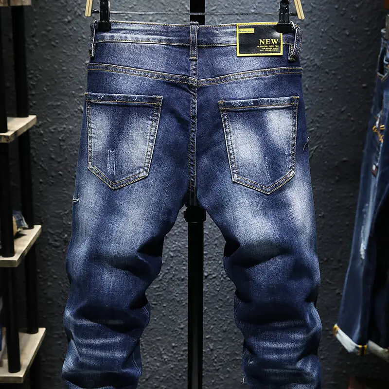 Nouveau Hommes Trou insigne broderie European American Style Denim Fashion Casual Jeans 