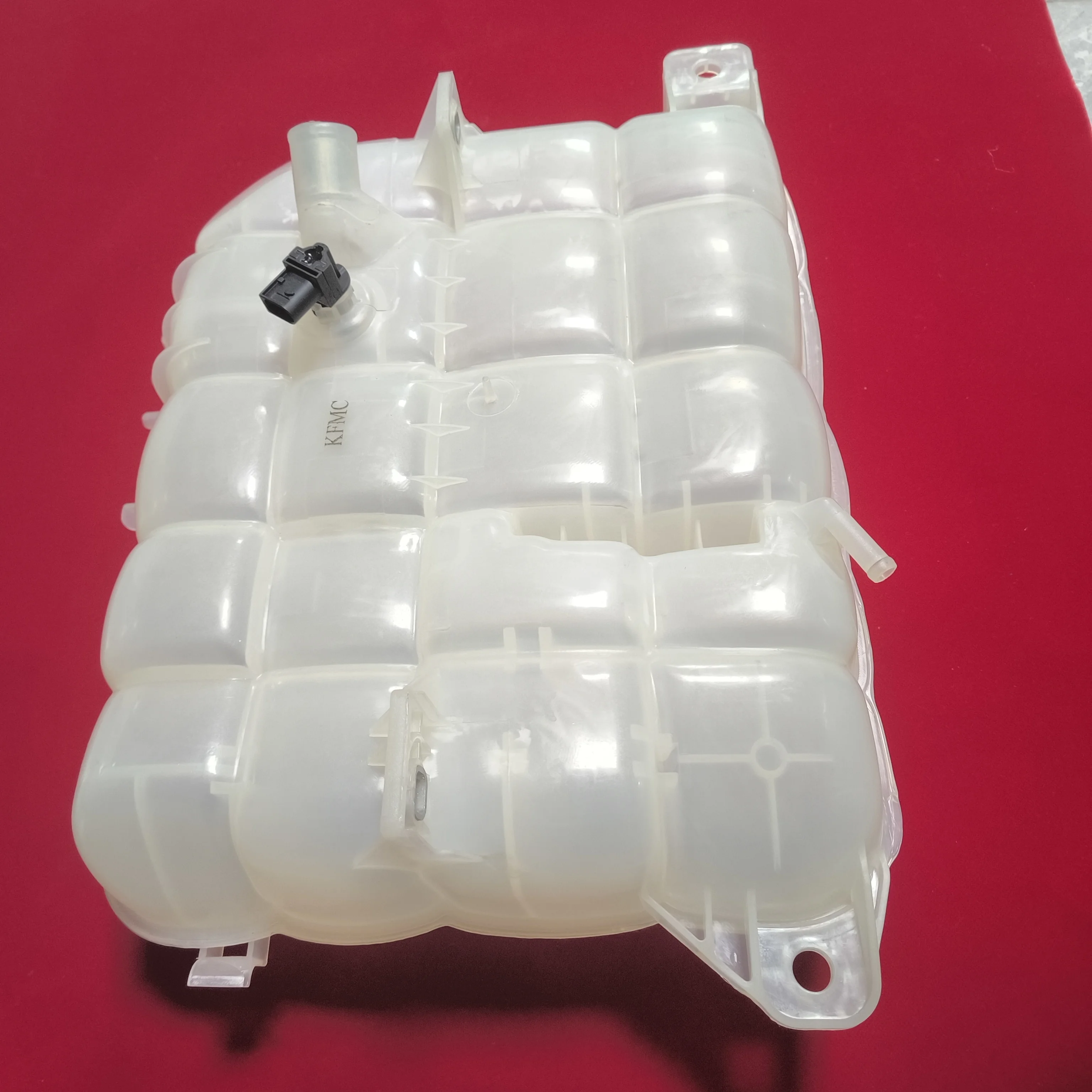Volvo A40F EC950EL Cooling Water Tank - ZT Expansion Tank