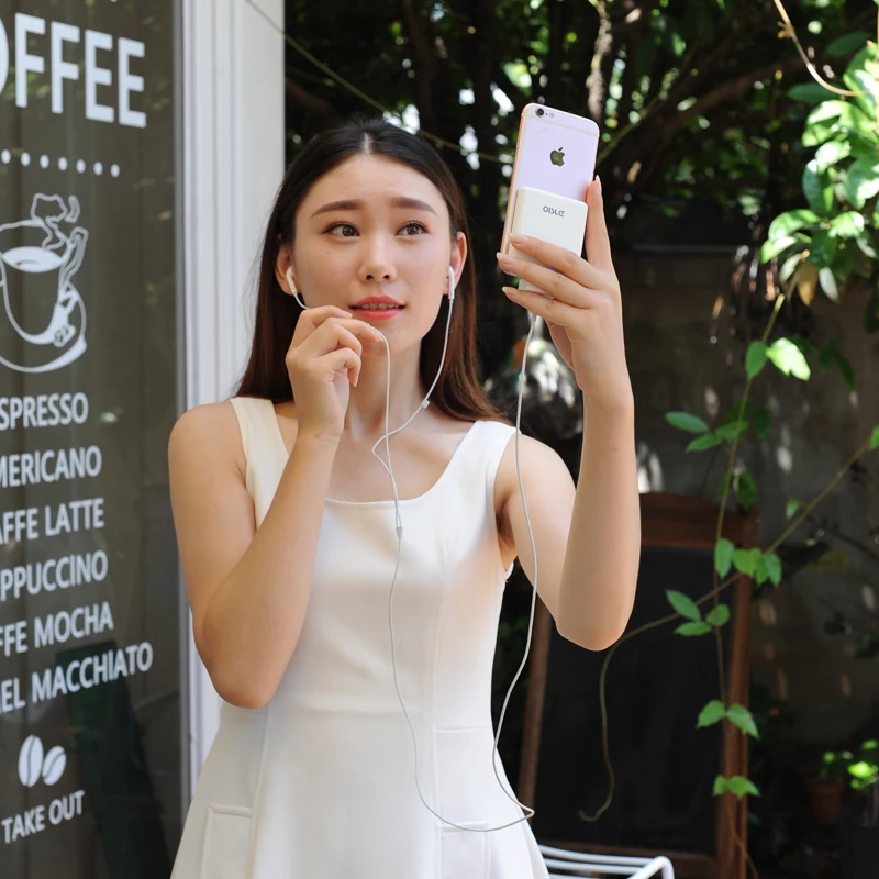 Wireless charging case