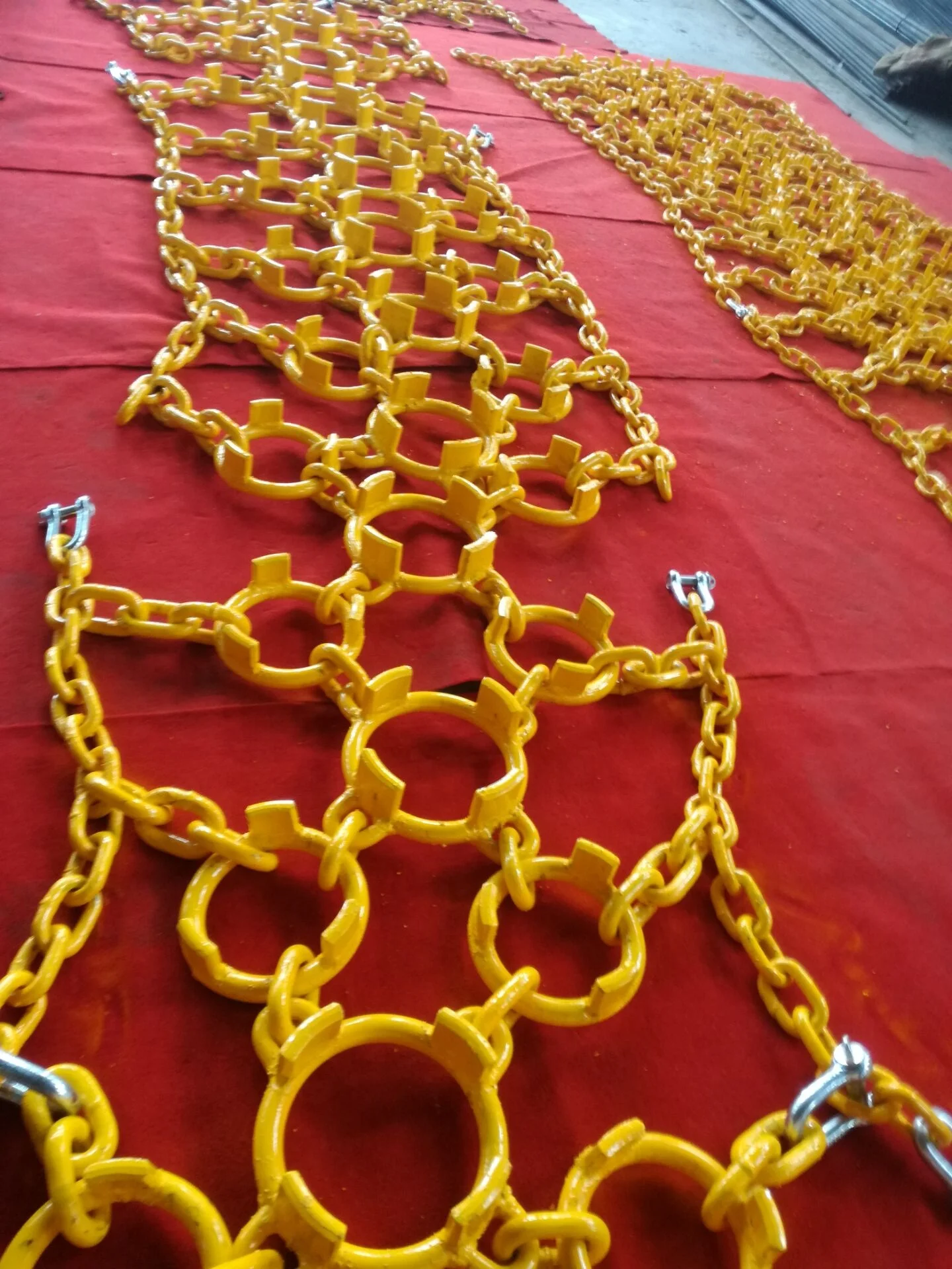 bear claw chain 1.jpg