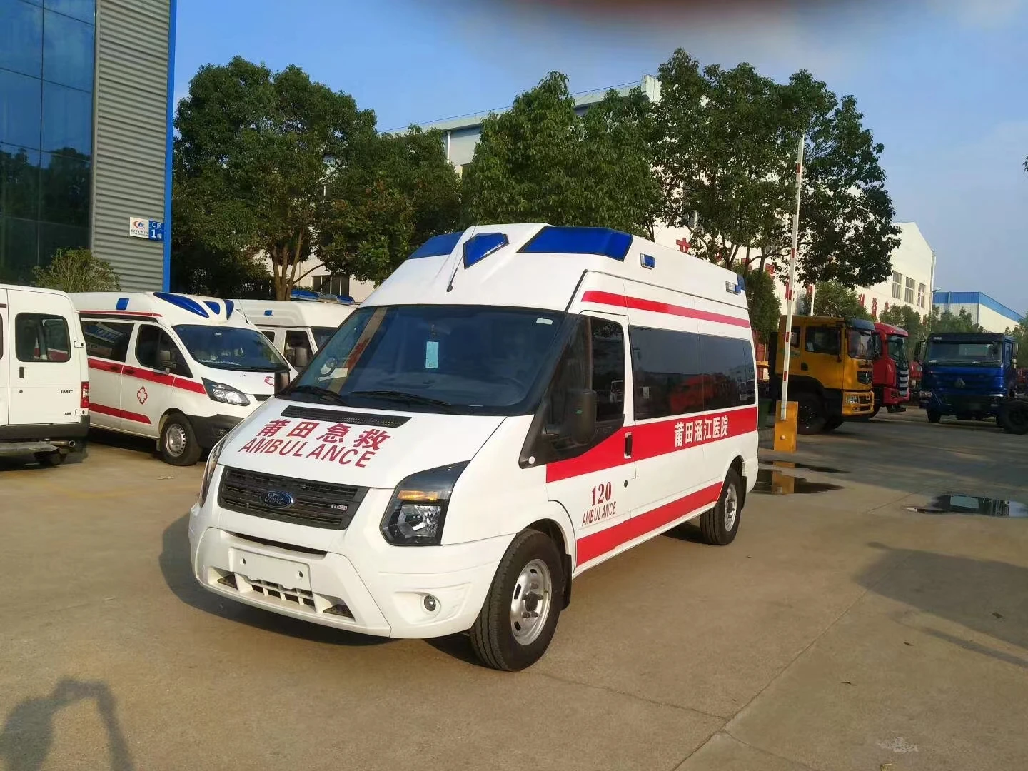 Transport Ambulance,Lhd Ward-type Ambulance,Monitor Ambulance - Buy Mid ...