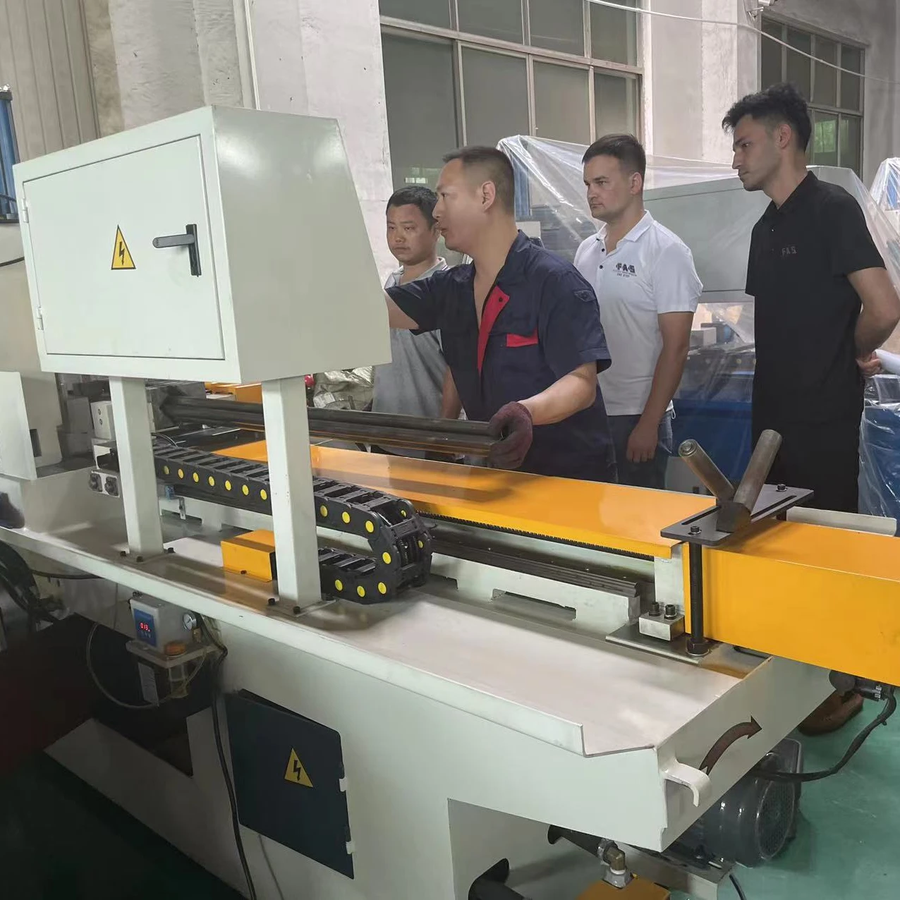 Mc 425 Cnc Rotating Head Multi Angle High Quality Automatic Pipe