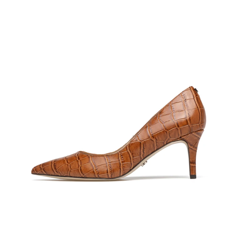 comfortable pumps for walking