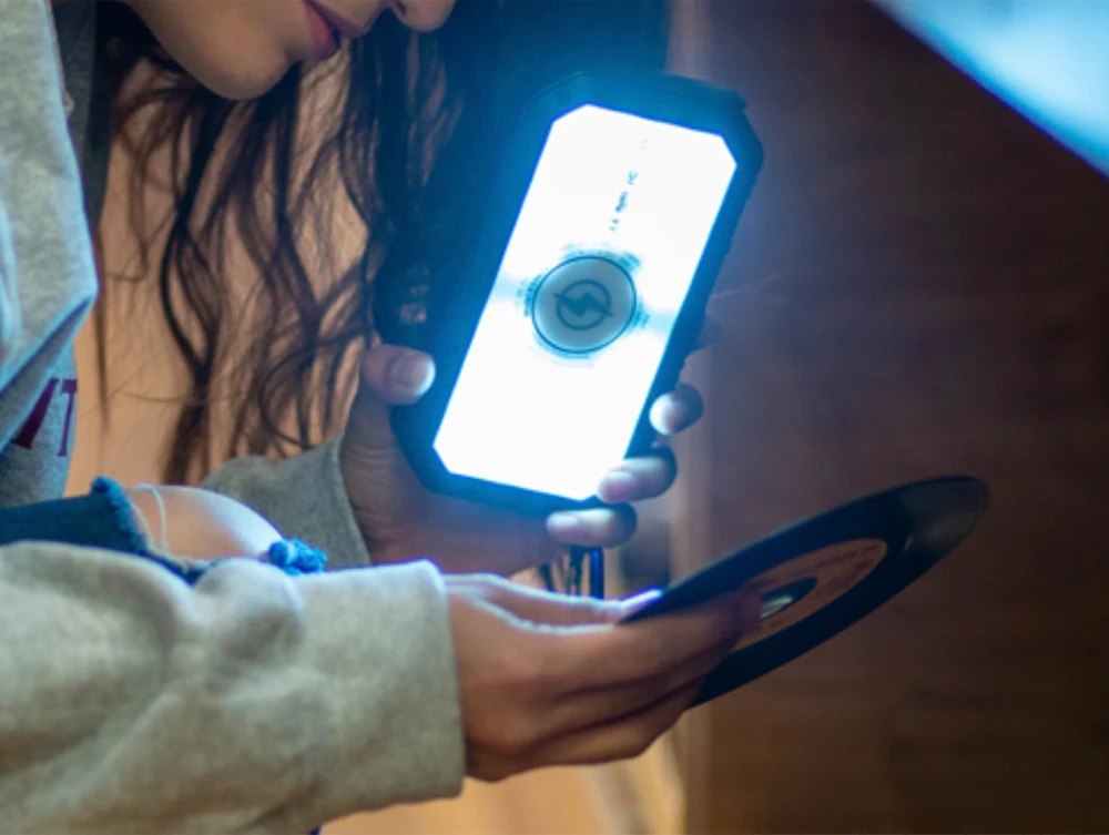 New Technology Products LED Lamp Wireless Power Bank IP65 Waterproof Qi 20000mAh Solar Power Banks For Travel - ANKUX.COM