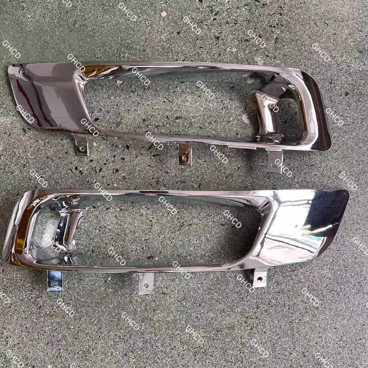 GHCD HIGH QUALITY/FACTORY PRICE CHROMR FOG LAMP FRAME for JAPANESE TRUCK 2008 YEAR'S MITSUBISHI FUSO/F420/ISUZU/HINO/NISSAN details