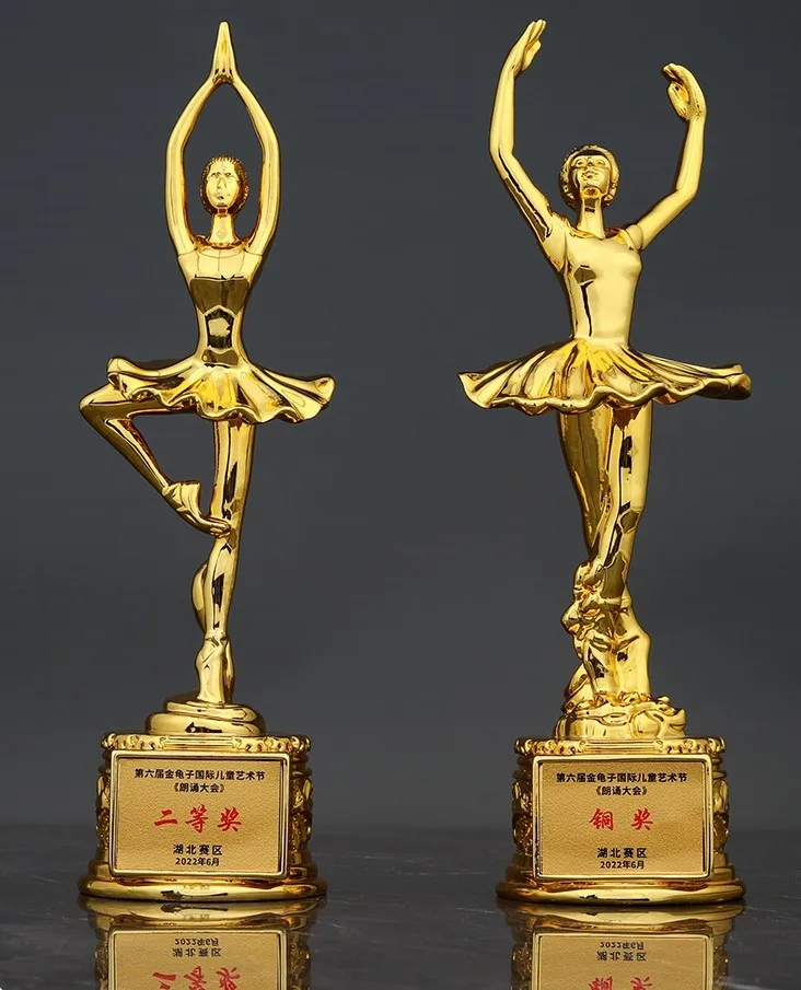 Resin crystal trophy wholesale gold-plated shinning trophy sports trophy details