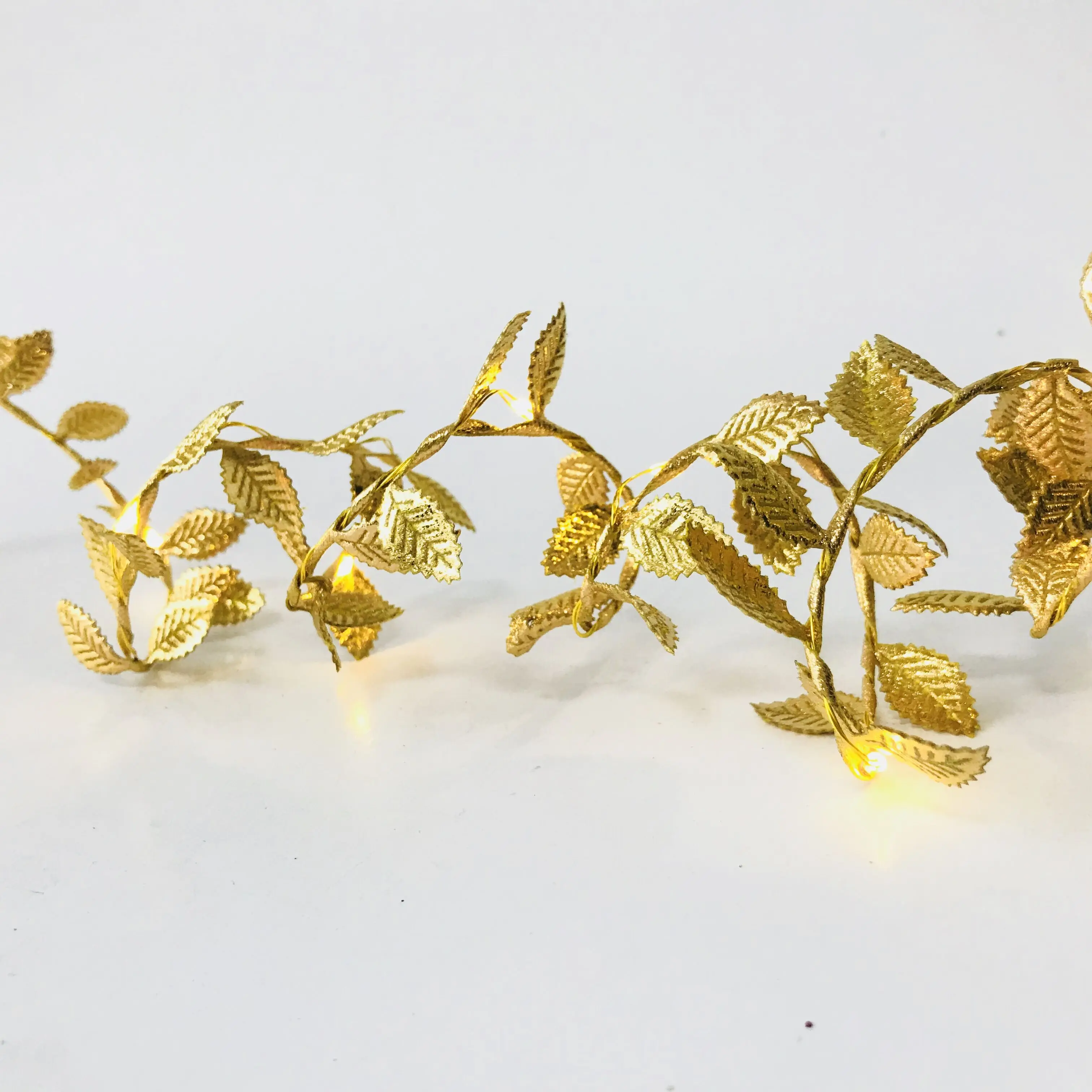 30 Count Warm White Led Copper Wire Light Battery Operated Gold Leaf