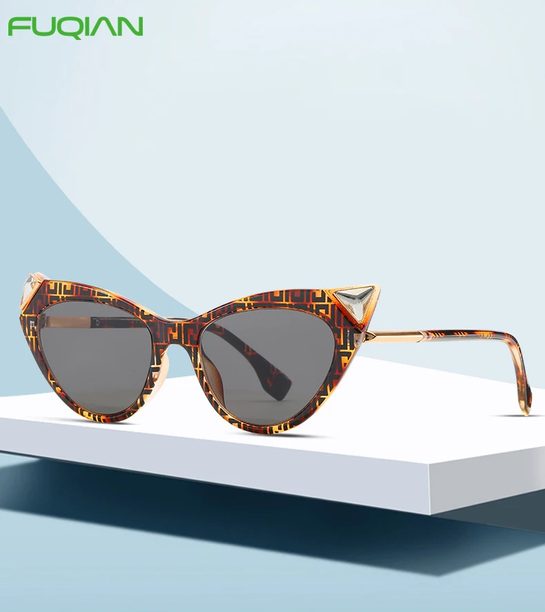 2019 Trendy Personality Plastic Rhinestone Cat Eye Women Sunglasses