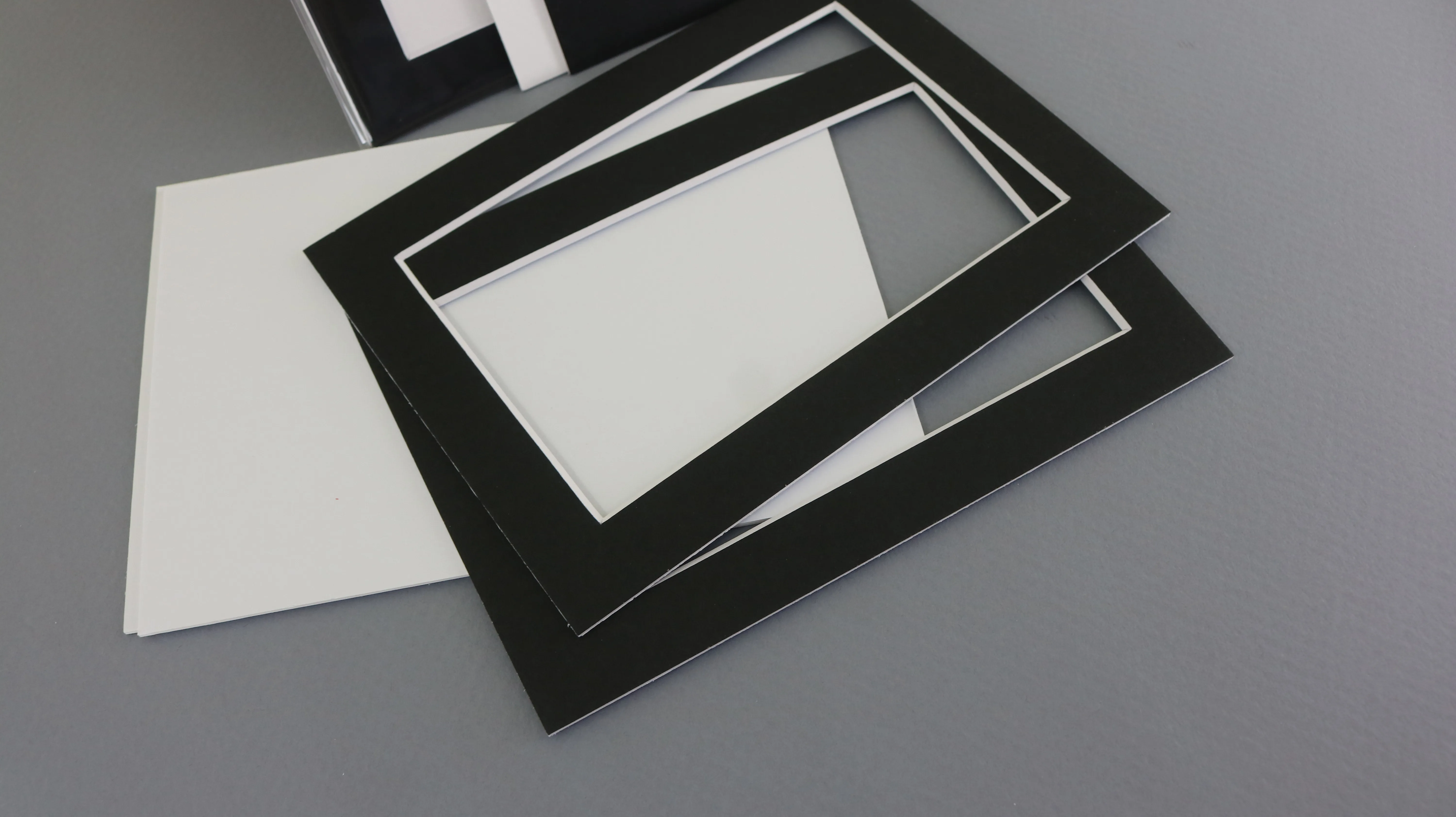 5x7 inch acid-free paper photo frame 25 Set, suitable for exhibitions/graduations/weddings factory