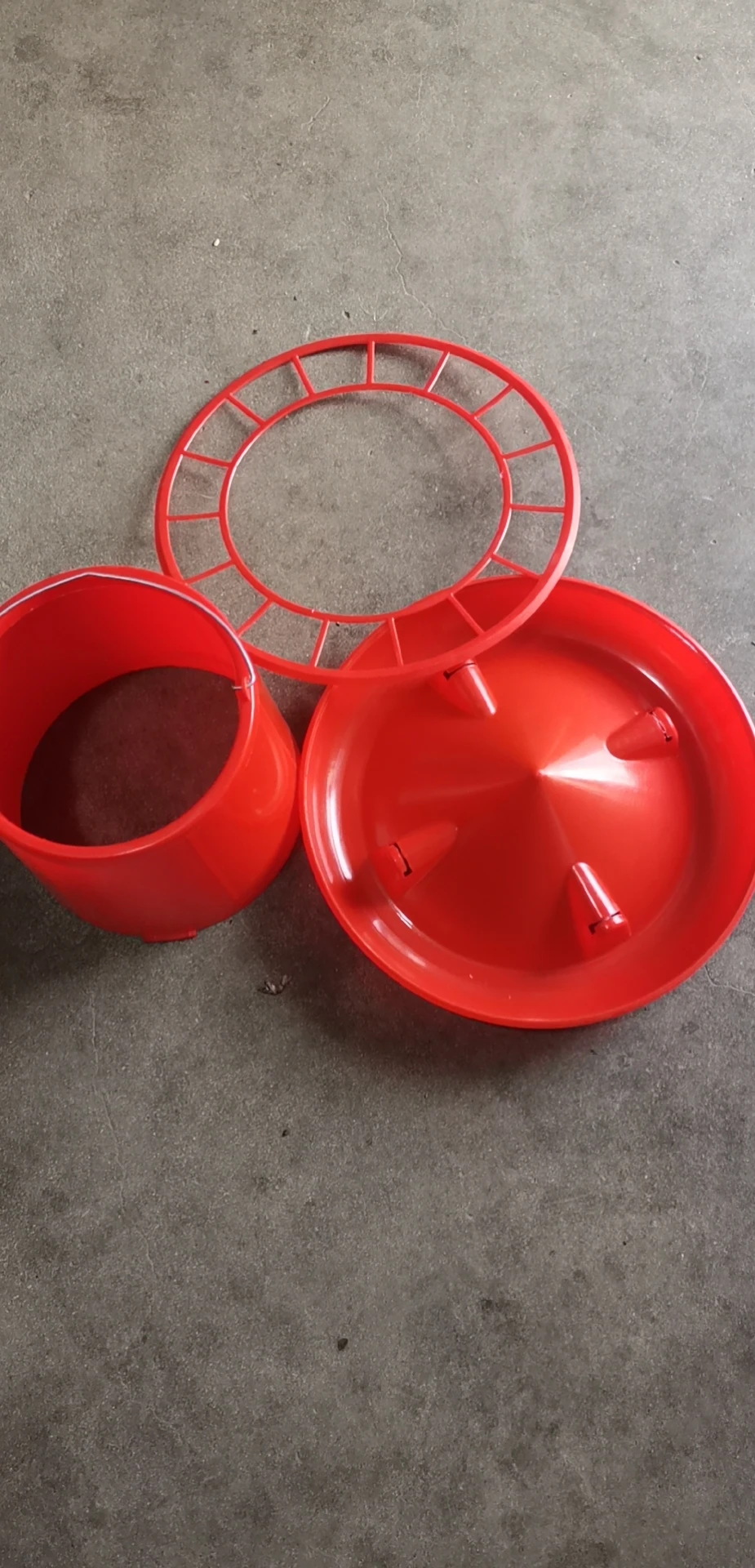 10KG Plastic Hanging Feeder Chicken Feeding Line Parts Red