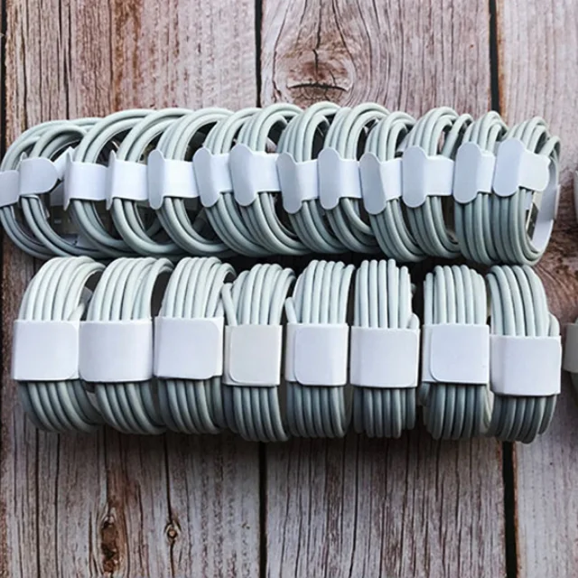 original apple iphone lightning cable.png