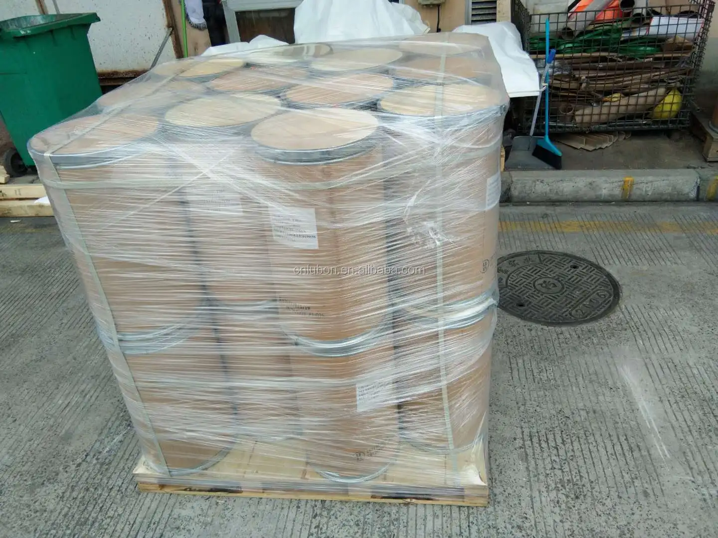 cobalt tetroxide.jpg