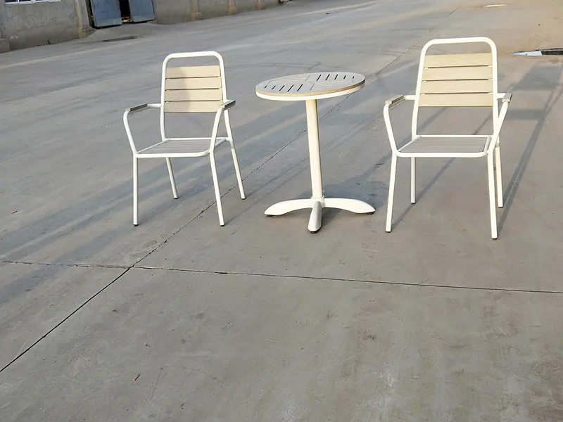 Garden leisure  fashionable  outdoor plastic wood table and chair