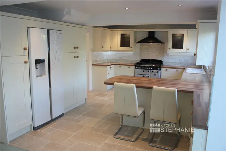 classic pictures of morden kitchen designs, flat pack solid wood white kitchen cabinets