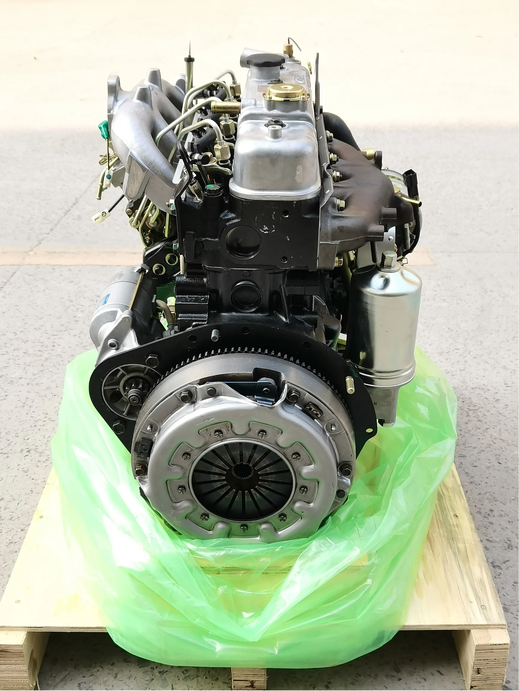 Isuzu 4JA1 Complete Engine - High-Quality Diesel Power