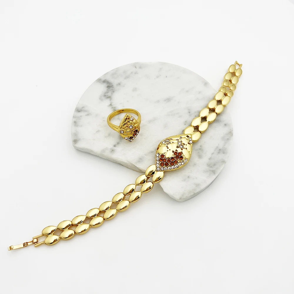 2023 Fashion Jewelry Set With Golden Water Droplets Charm Necklace