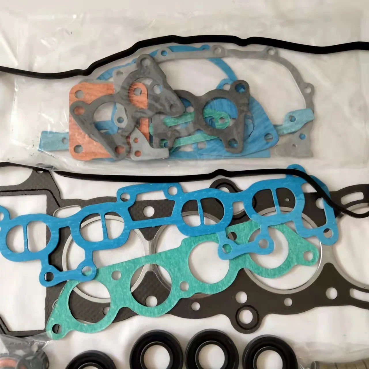 Ga15de Ga16de Ga15 Ga16 Engine Gasket Kit For Nissan Cylinder Head