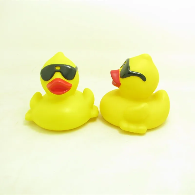 Customized Logo Available Weighted Floating Duck PVC Vinyl Bath Duck Toy for Kids