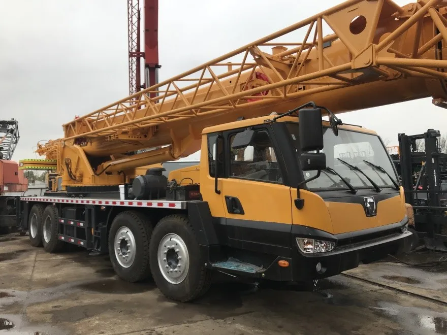 Кран китаец xcmg 25. Китайские краны xcmg. Xcmg 50 тонн. Китайский кран 25 тонн xcmg. Китайский кран xcmg 70 тонн.