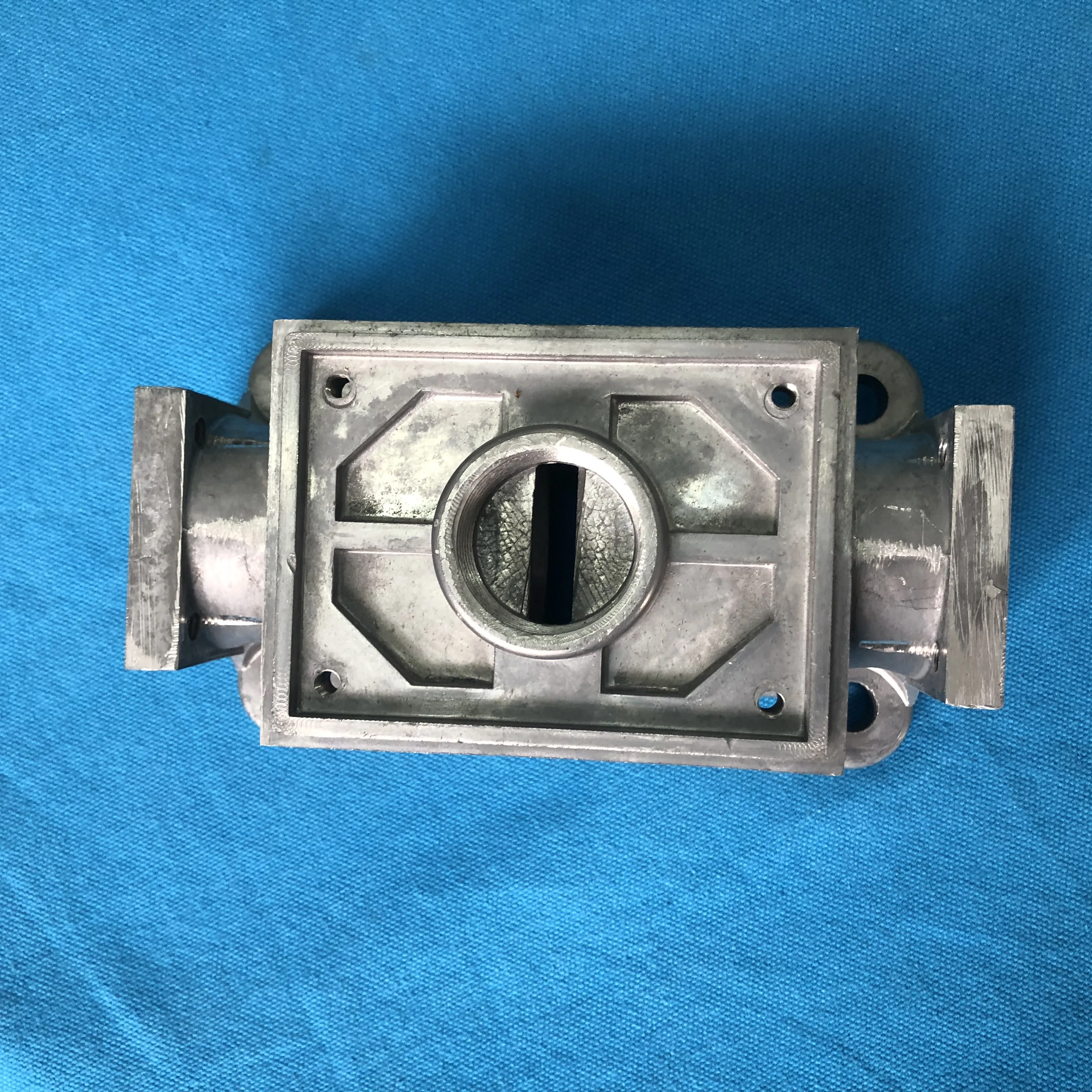 CF518-144-010 Manifold supplier