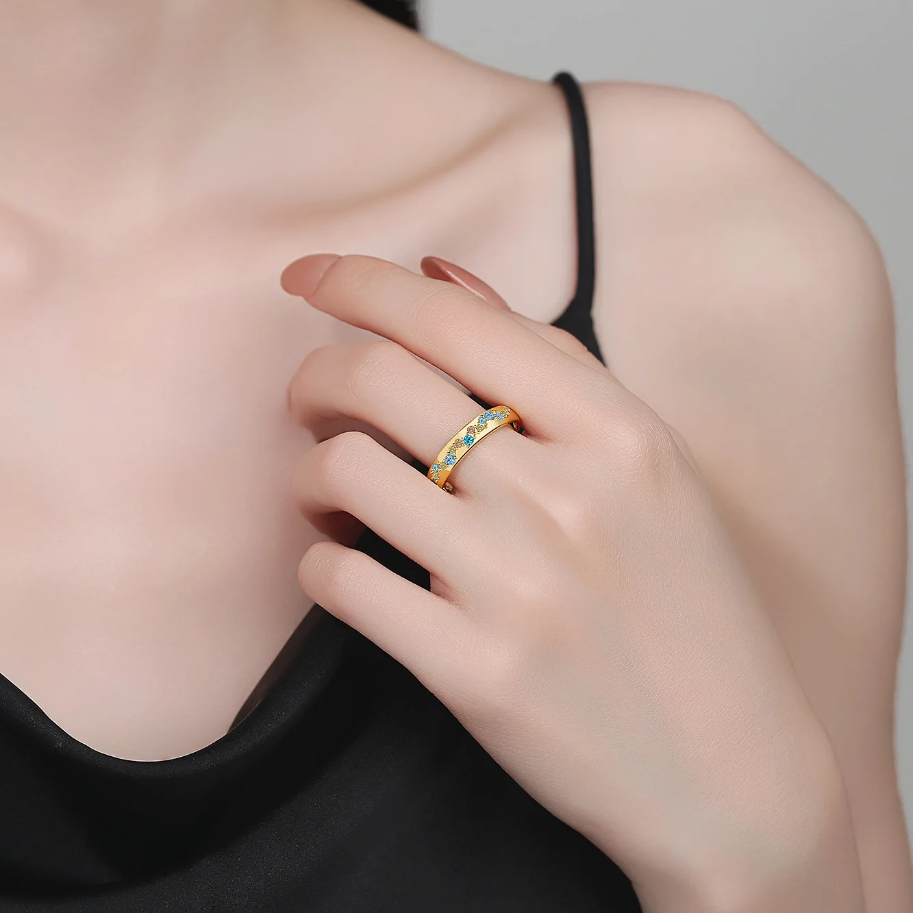 Hot Selling S925 Sterling Silver Ring Retro Lab Diamond Oval Cut with Stars Opal Trendy Style Rhodium Plated Wholesale