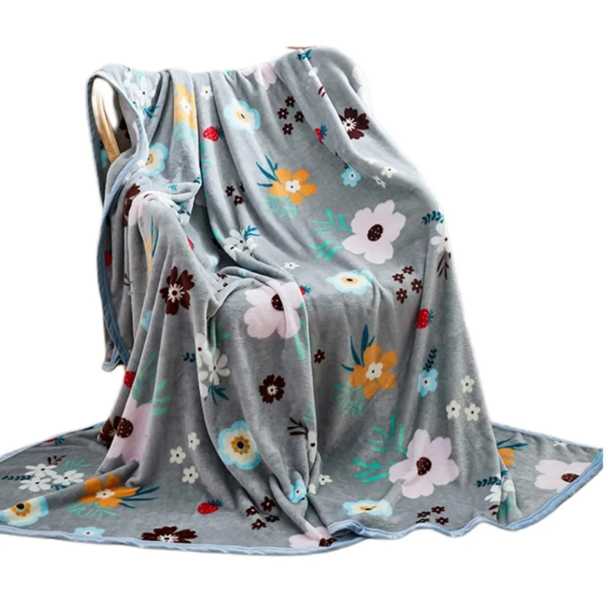 Custom Solid Pattern Knitted Polar Fleece Throw Blanket 100% Anti-Pilling Polyester Four Seasons Use Handwash Care Premium Gift