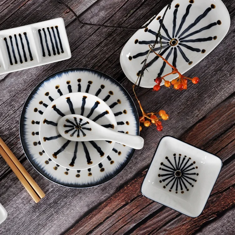 white ceramic dishes sauce