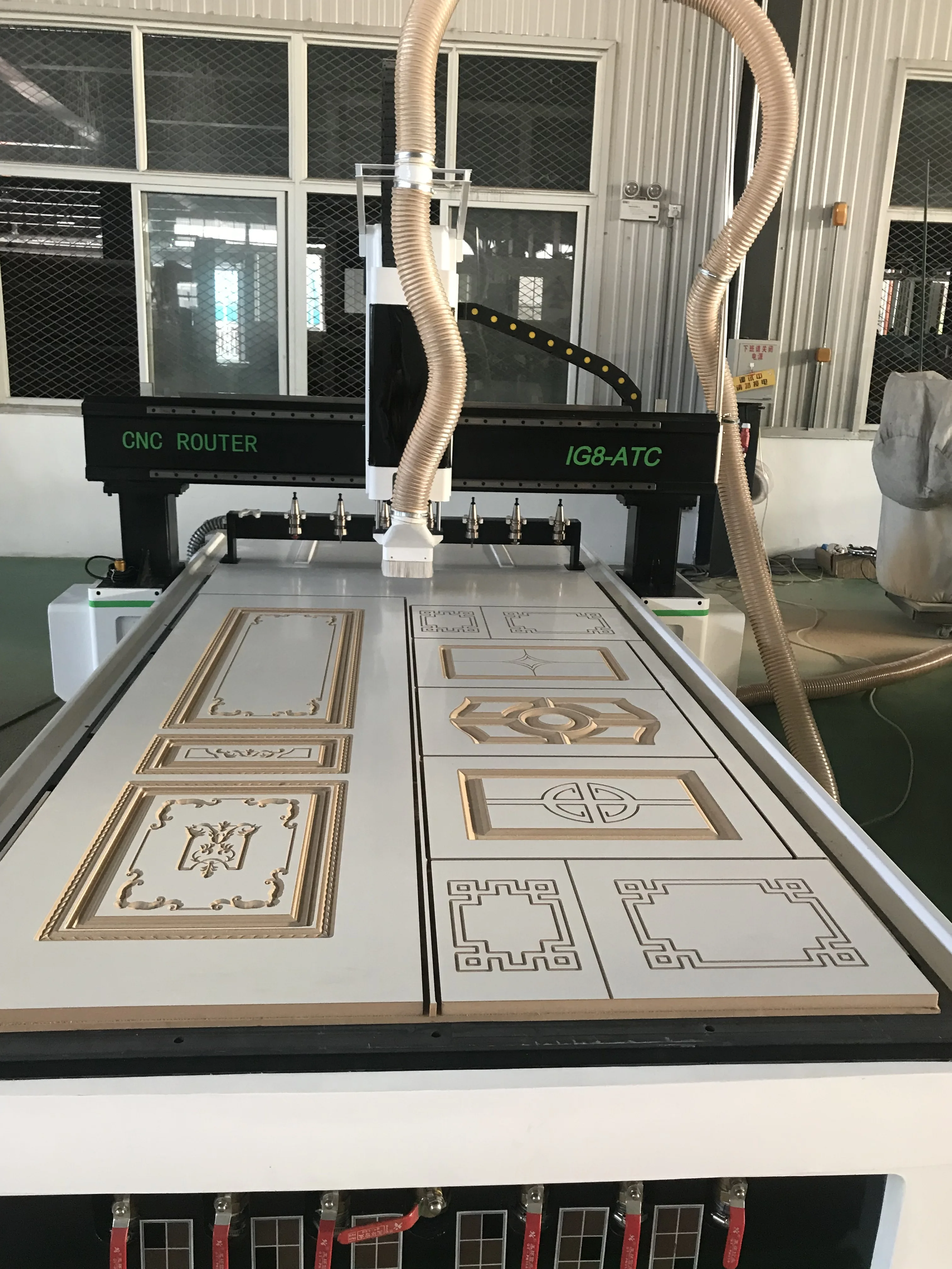 Automatic Tool Change Wood Carving 1325 3d Cnc Router Atc Machine