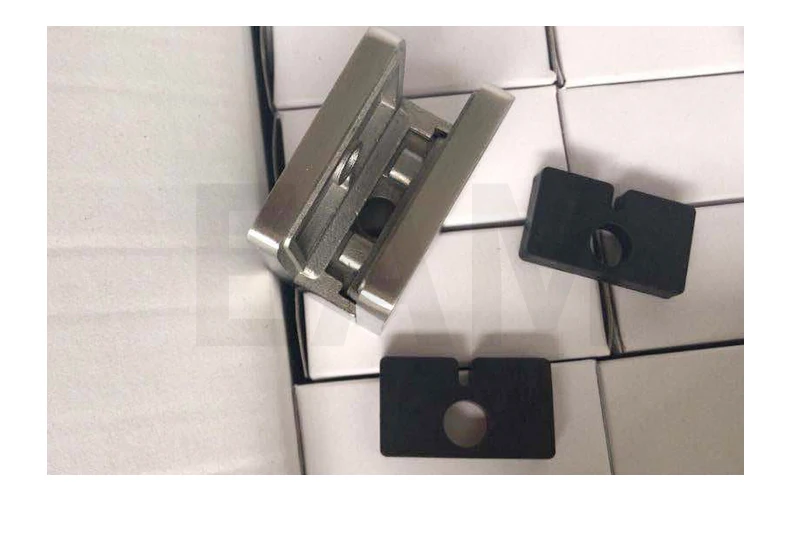 316 Stainless steel square glass clip High coupling clamping glass profile railing B004