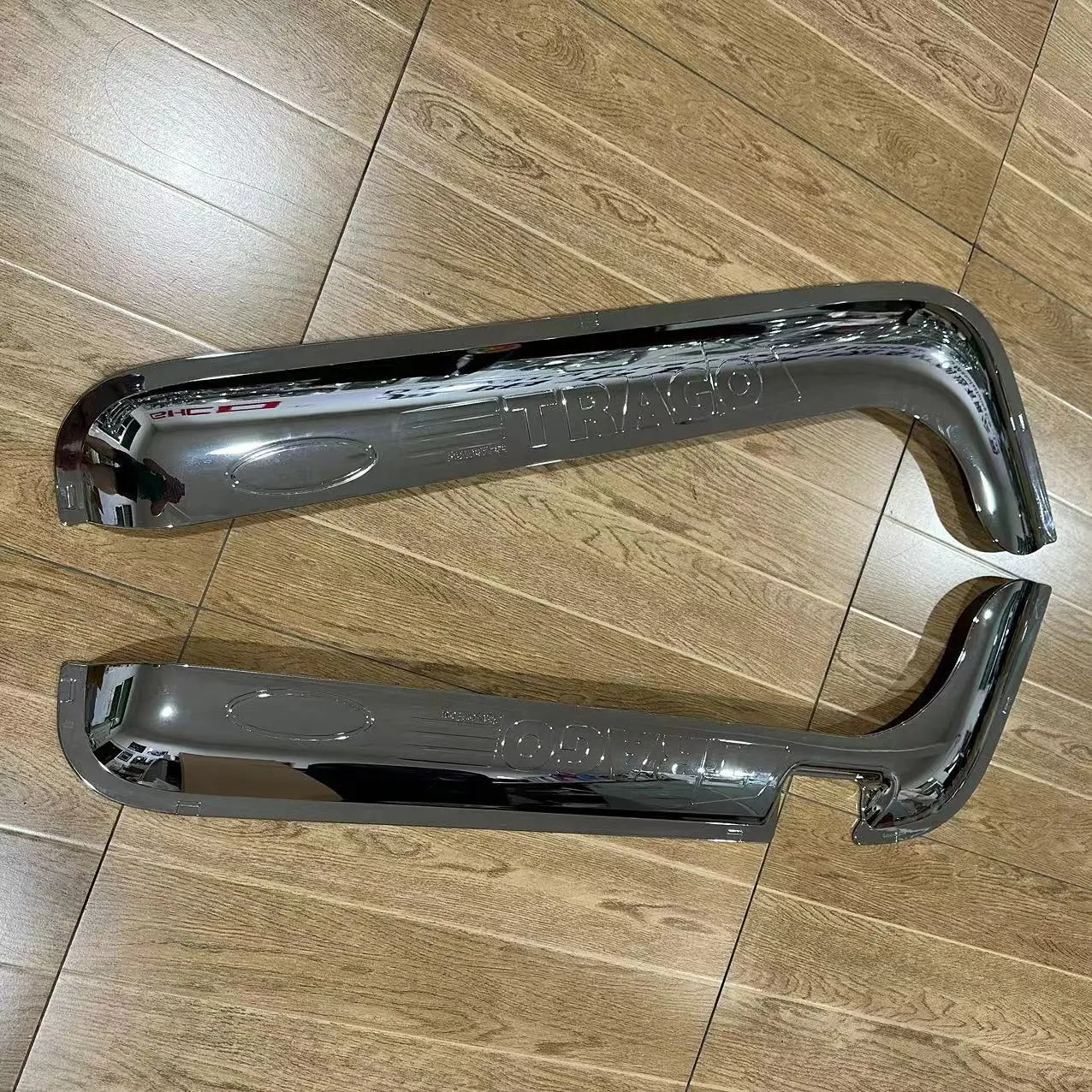 Korean Truck Hyunda  Trago Chrome-plated Modified Visor details