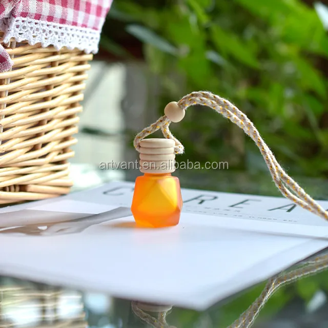 2019 Wholesale 8ml Empty Car Hanging Perfume Bottle Fragrance Air